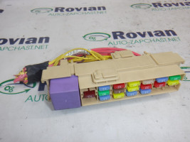 Блок предохранителей RENAULT CLIO 3 2005-2012 1,5 DCI 8V
